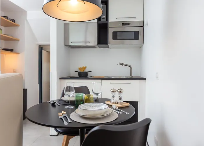 P Terrace Exclusive - View With Terrace - Free Parking Daire Laglio