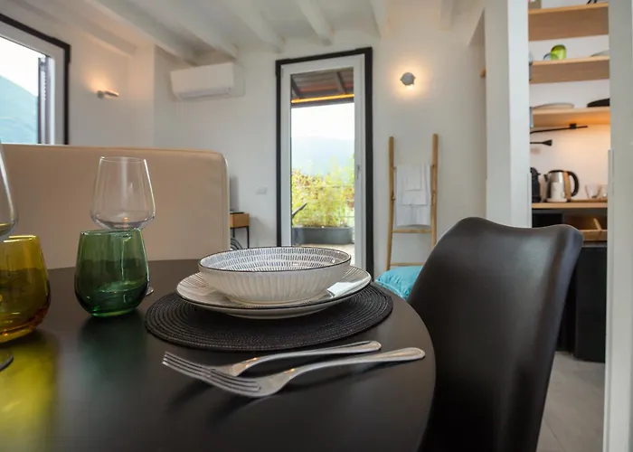 Apartamento P Terrace Exclusive - View With Terrace - Free Parking Laglio