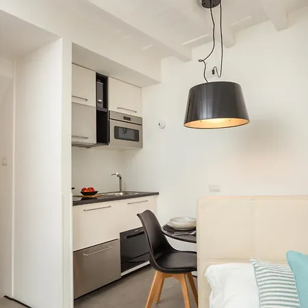 P Terrace Exclusive - View With Terrace - Free Parking * Laglio