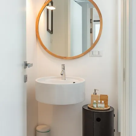 Apartman P Terrace Exclusive - View With Terrace - Free Parking Laglio